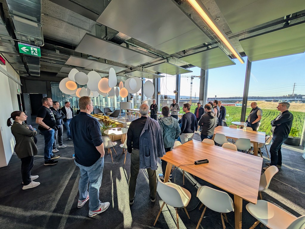 54430345193 9efce7e99d b.jpg