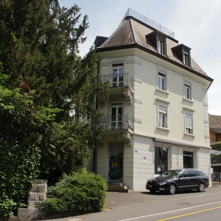 Der Tuchhof an der Mühlebachstr. 53 ist eine generationenübergre …