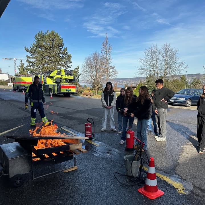 583070410_825600426887681_37031412006383