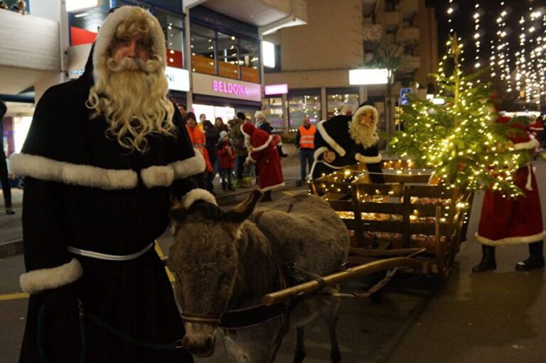 🎅Heute ist Chlauseinzug 🎅 
Nicht verpassen! Heute um 17:30 U …