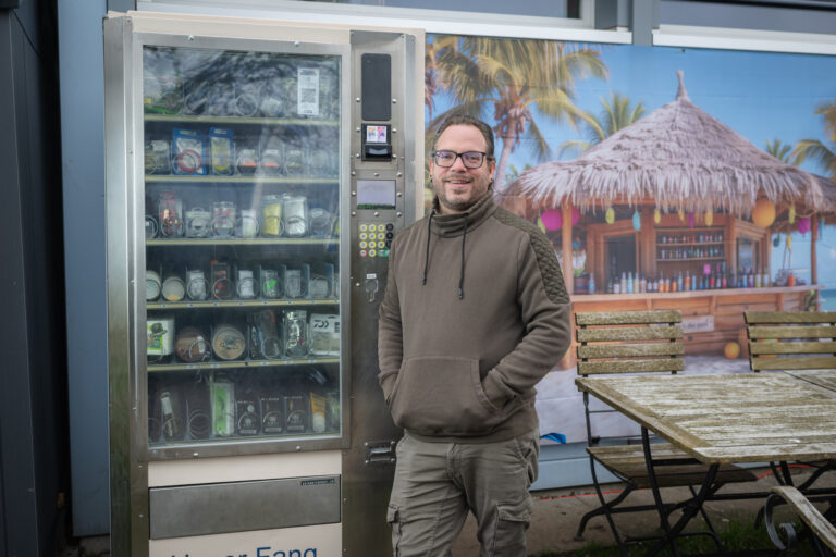 Erster Angelautomat in Horgen: Hier gibts rund um die Uhr Würmer  …