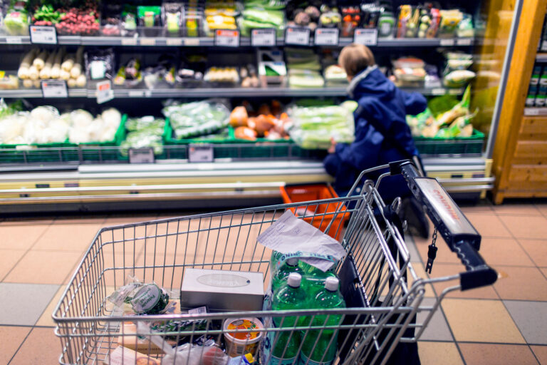 Für mehrfachen Diebstahl bestraft: Dieb beklaute Kundinnen in Sup …