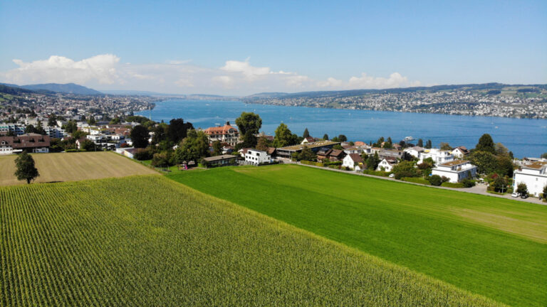 Schulhaus, Hallenbad, Turnhalle: Horgen wagt das Generationenproje …