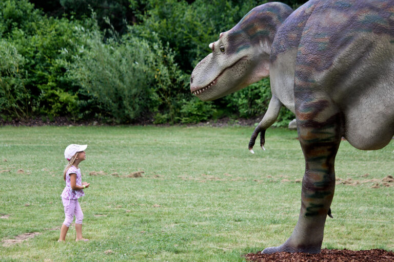 «Jurassic World» in Wädenswil: 50 lebensgrosse Dinosaurier zieh …