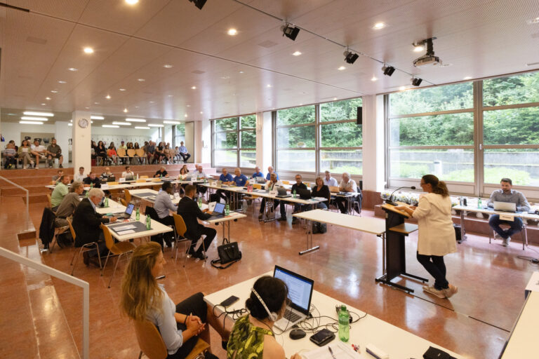 Wahlen in Adliswil: Die SVP legt im Parlament zu, schafft es aber  …