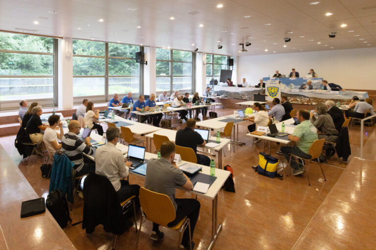 Parlament Adliswil: In Adliswil gehen Mitte, GLP und EVP künftig  …