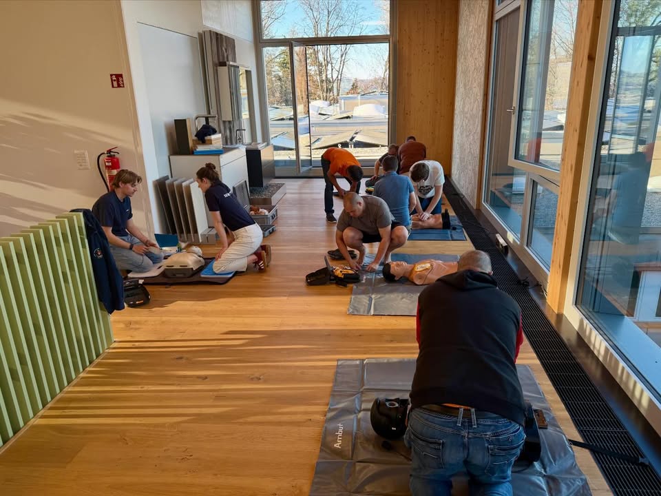 660608439_18090103376229303_739808367737