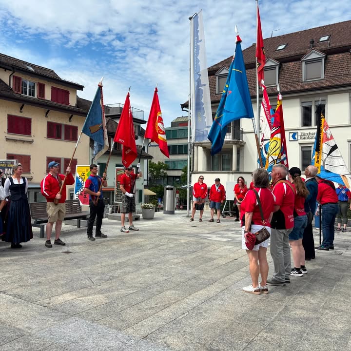 🚩 Fahnenempfang in Horgen! 🚩 
Unsere Schützinnen und Schüt …